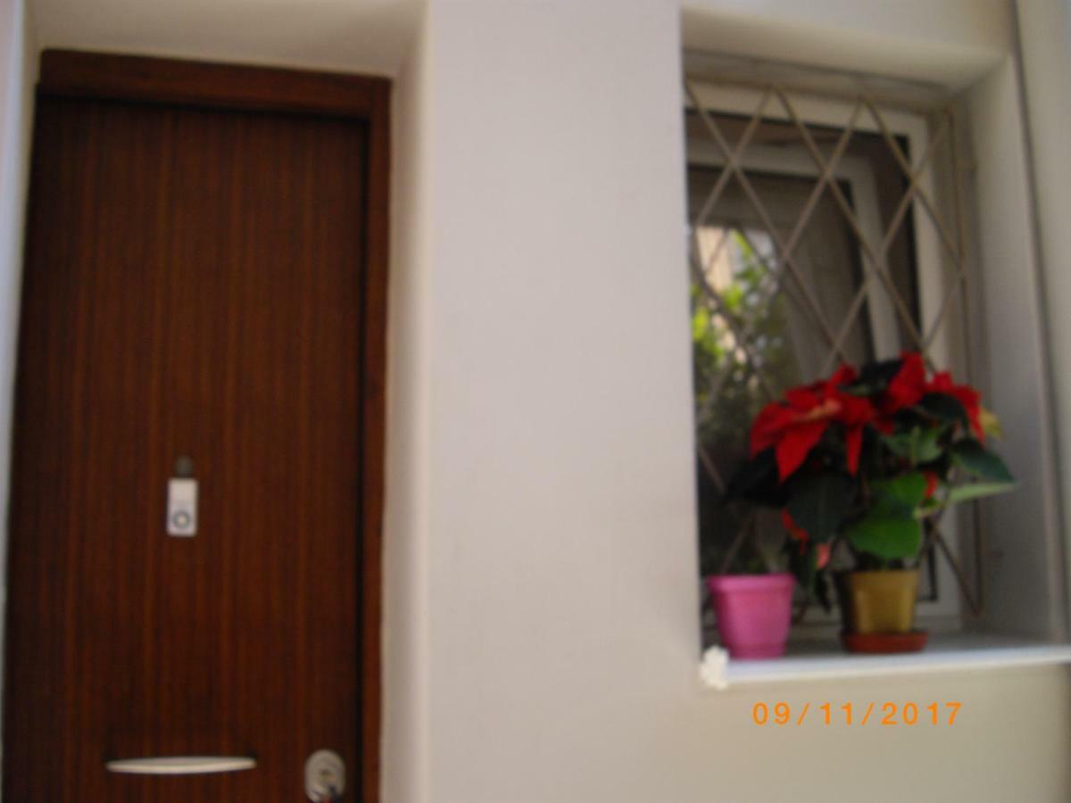 The 25Sqm Sunny, Modern And Comfortable Atenas Exterior foto
